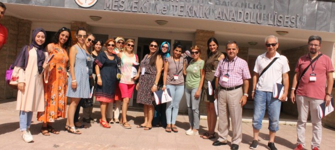 Akademi Yaz Kampı-Öğrenci Koçluk Eğitimi Akademi Yaz Kampı-Öğrenci Koçluk Eğitimi